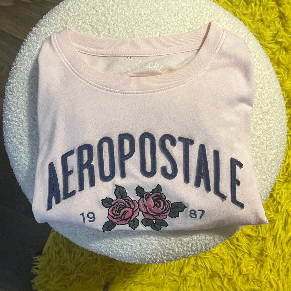 Aeropostale Light Pink Tee with Floral Design
